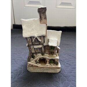 Vintage 1993 David Winter Cottage Old Joe's Beetling Shop Christmas Home Decor